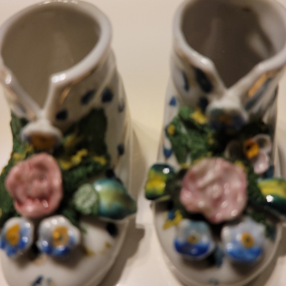 Vintage Porcelain Baby Booties - Picture 2 of 6